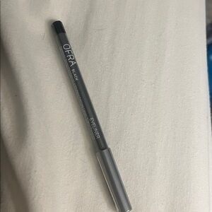 Ofra eyeliner pencil in black